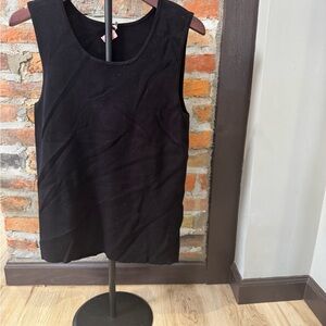 Classic Black Sleeveless Tank Top